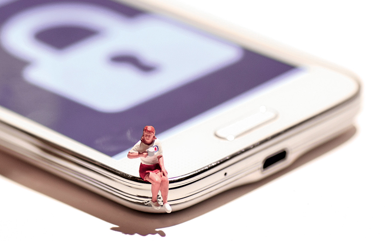 Miniaturbild: Handy mit einem Schlosssymbol Miniaturbild: Handy mit einem Schlosssymbol